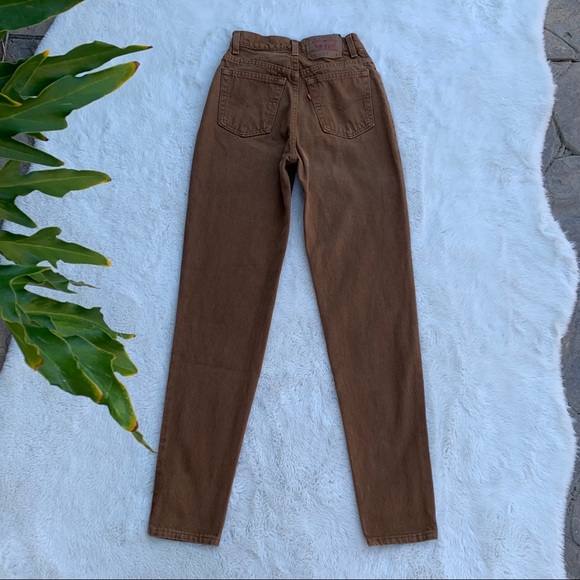 Vintage high waist brown Levi’s 512s - Picture 3 of 8